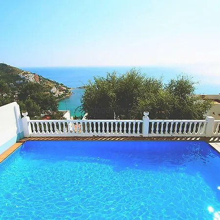 Holiday home 5056 - Casa Bramer 27 Maravillosa Vista Panoramica A Canyelles Petites Con Parquing Y Piscina Comunitaria. - Es-258-126 Roses